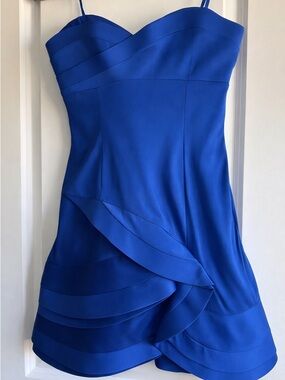 knee length dresses for ladies BCBGMAXAZRIA Taliah Metallic Geometric Lace Gown – Runway Catalog main image 1